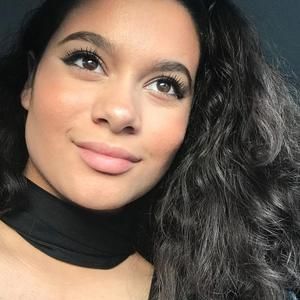 Meet your Posher, Isabella